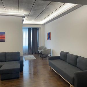 Appartement met Twee Kamers